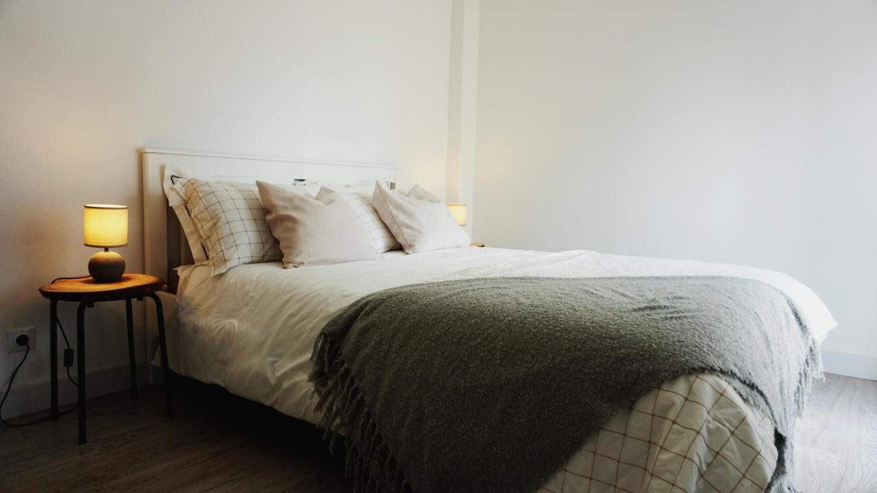 SINTRA STAY - Massamá Guesthouse Queluz Esterno foto